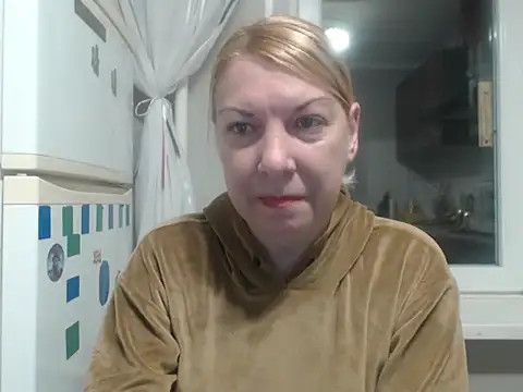 Snapshot of Lillia_Ray chatting on November 10, 4:17 pm Lillia Ray online show from November 10, 4:17 pm