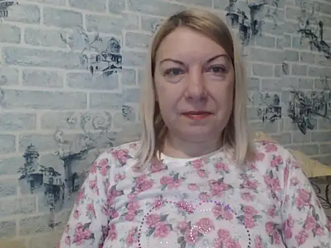 Snapshot of Lillia_Ray chatting on December 4, 1:53 pm Lillia Ray online show from December 4, 1:53 pm