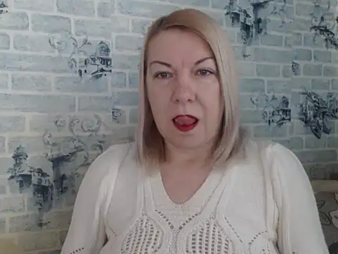 Snapshot of Lillia_Ray chatting on January 17, 9:14 am Lillia Ray online show from January 17, 9:14 am