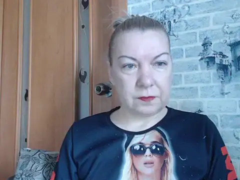 Snapshot of Lillia_Ray chatting on February 1, 8:35 am Lillia Ray online show from February 1, 8:35 am