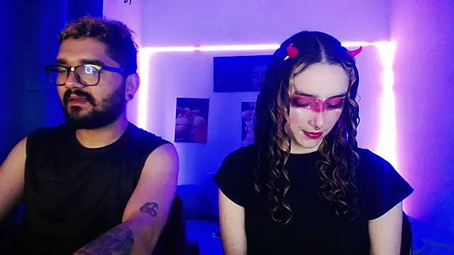 TwinFlamesX online show from September 11, 10:43 pm