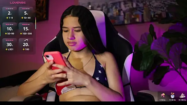 Danaa Rouse online show from January 11, 8:25 pm