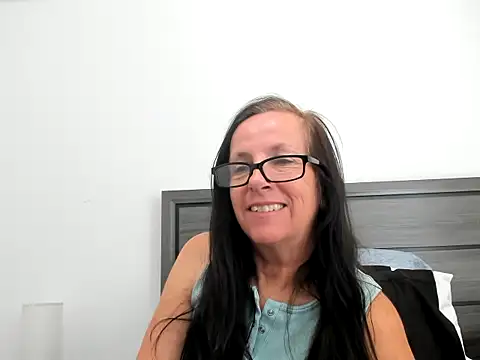 peachgoddess online show from September 12, 2:28 pm