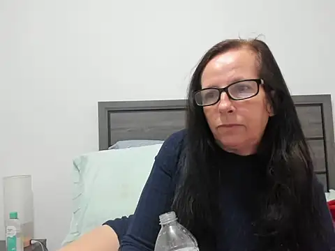 Snapshot of peachgoddess chatting on April 18, 2:32 pm peachgoddess online show from April 18, 2:32 pm