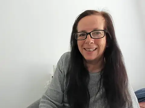 Snapshot of peachgoddess chatting on April 19, 1:21 pm peachgoddess online show from April 19, 1:21 pm