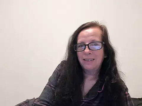 Snapshot of peachgoddess chatting on April 21, 3:24 am peachgoddess online show from April 21, 3:24 am