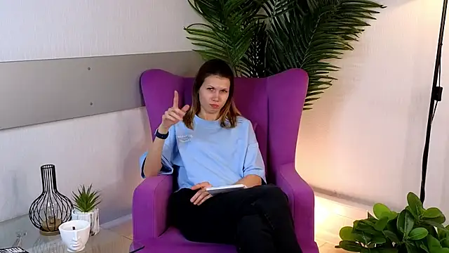 Snapshot of OrvaBramblett chatting on March 15, 4:54 pm OrvaBramblett online show from March 15, 4:54 pm