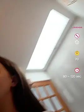 DarkVelvet online show from May 14, 3:57 am