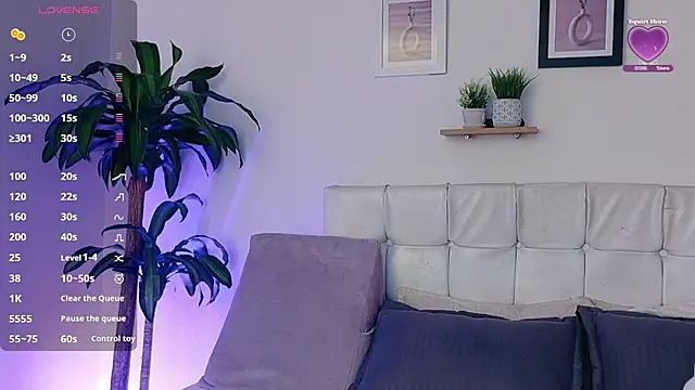 YuliethPetite online show from September 30, 11:26 am