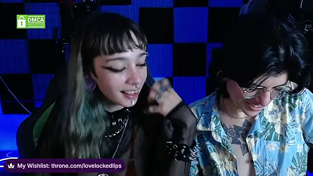 lovelockedlips online show from May 8, 3:12 am
