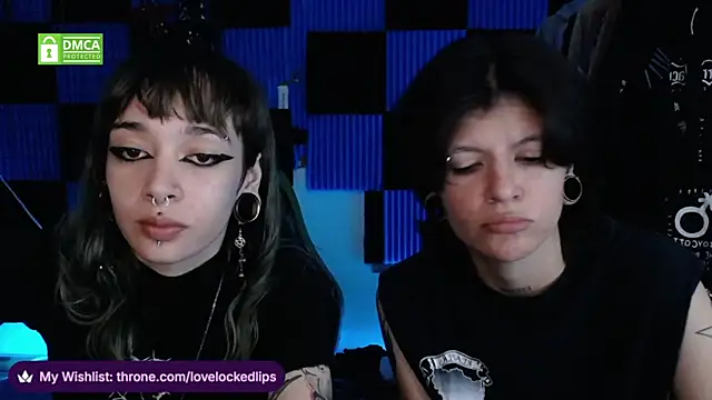 lovelockedlips online show from May 13, 12:30 am
