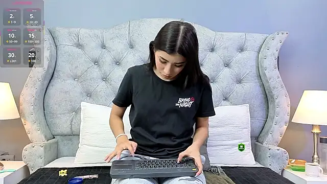 Lili Opal online show from February 10, 12:20 pm