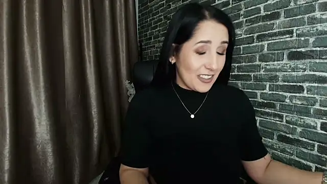 missdyaa online show from October 20, 11:16 pm