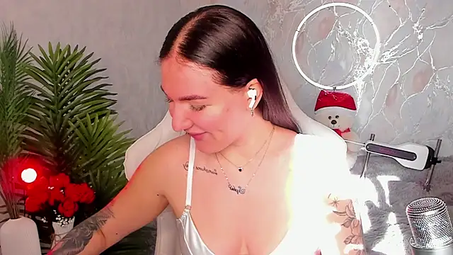 babyisperfect online show from February 27, 4:01 am