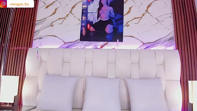 Snapshot of Morggan_Fox_ chatting on February 6, 4:17 am Morggan Fox online show from February 6, 4:17 am