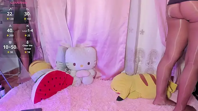 Snapshot of ally_sun__ chatting on September 25, 12:09 pm ally sun online show from September 25, 12:09 pm