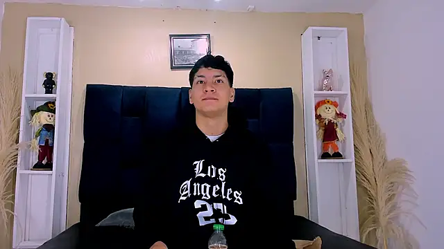 Jhojan twink online show from October 7, 12:02 pm