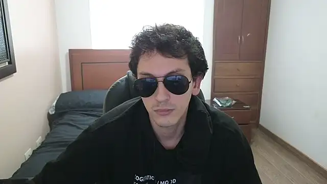 Snapshot of hardaftercum chatting on March 19, 9:48 pm hardaftercum online show from March 19, 9:48 pm