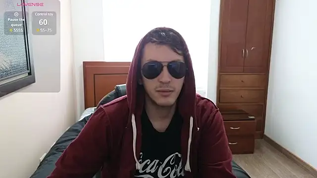 Snapshot of hardaftercum chatting on March 21, 2:07 pm hardaftercum online show from March 21, 2:07 pm