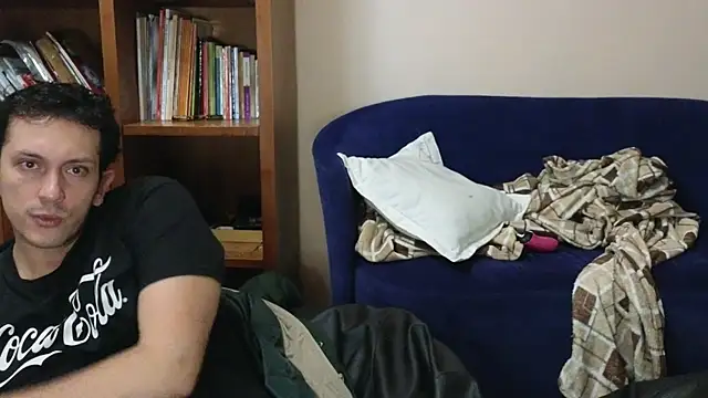 Snapshot of hardaftercum chatting on October 10, 3:16 am hardaftercum online show from October 10, 3:16 am