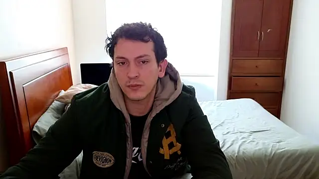 Snapshot of hardaftercum chatting on October 22, 2:28 pm hardaftercum online show from October 22, 2:28 pm