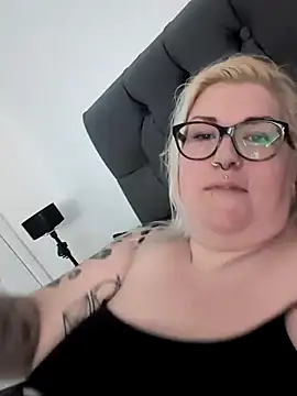 Sizzling Indie36 online show from March 22, 10:39 am