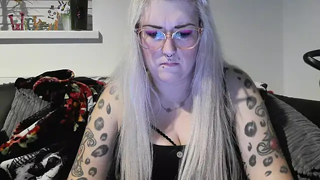 Sizzling Indie36 online show from October 20, 7:47 pm