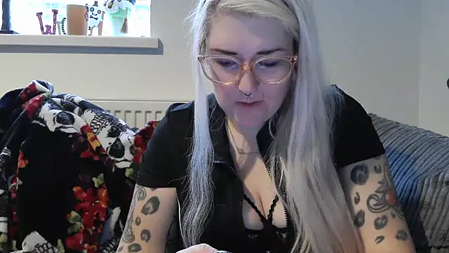 Sizzling Indie36 online show from October 21, 8:26 am