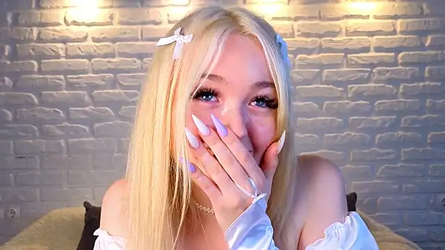 minigirl online show from March 16, 7:15 am