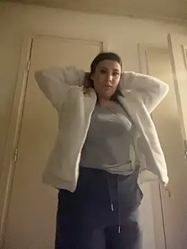 Natasha Cameron22 online show from May 6, 8:58 pm