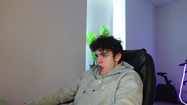 Brad Holloway online show from April 1, 1:01 pm