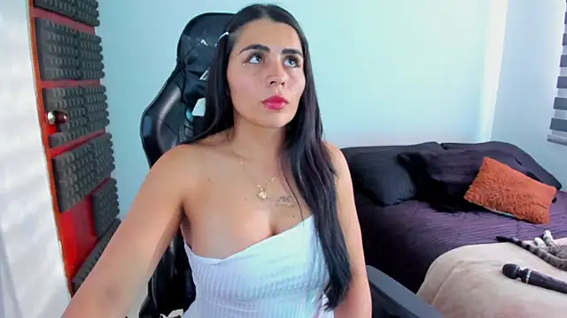 hannarusso online show from March 20, 10:03 pm