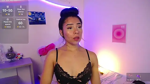 Emilybutterfly1 online show from September 28, 8:42 am