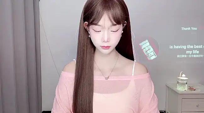 Snapshot of Gogo-888 chatting on March 19, 10:33 am Gogo-888 online show from March 19, 10:33 am