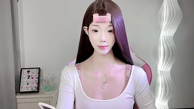 Snapshot of Gogo-888 chatting on September 10, 11:32 am Gogo-888 online show from September 10, 11:32 am