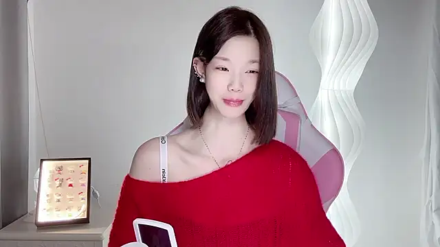 Snapshot of Gogo-888 chatting on October 10, 11:53 am Gogo-888 online show from October 10, 11:53 am