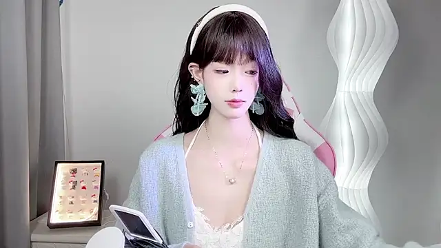 Snapshot of Gogo-888 chatting on October 25, 11:07 am Gogo-888 online show from October 25, 11:07 am