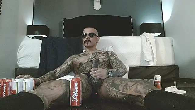 danilog515 online show from March 17, 6:50 am