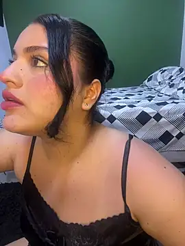 pareja curiosa19 online show from July 3, 10:16 pm