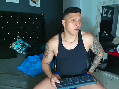 ethan dalton  online show from October 22, 3:29 am