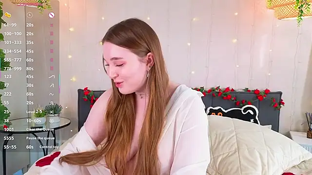 Snapshot of ConstanceHelms chatting on February 3, 6:40 am ConstanceHelms online show from February 3, 6:40 am