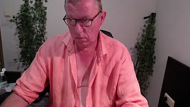 JamesBauer online show from September 24, 3:32 am