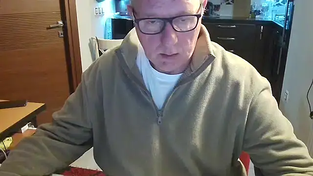 JamesBauer online show from February 3, 4:43 am