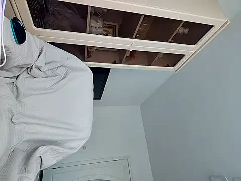 Snapshot of ANA_STA_S_ chatting on December 16, 10:20 am ANA STA S online show from December 16, 10:20 am