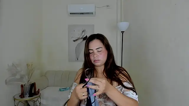Andressa carpio online show from May 8, 3:23 am