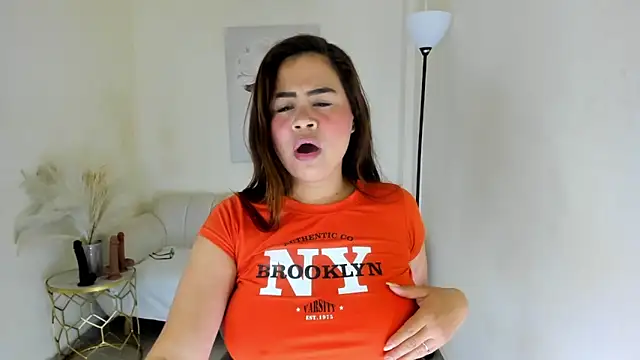 Andressa carpio online show from May 15, 3:46 am