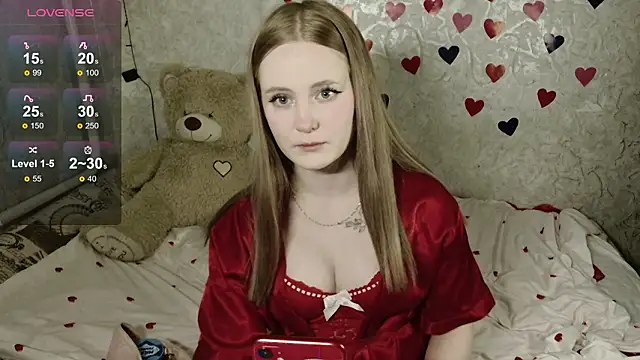 Snapshot of LolyaMin chatting on February 15, 9:22 pm LolyaMin online show from February 15, 9:22 pm