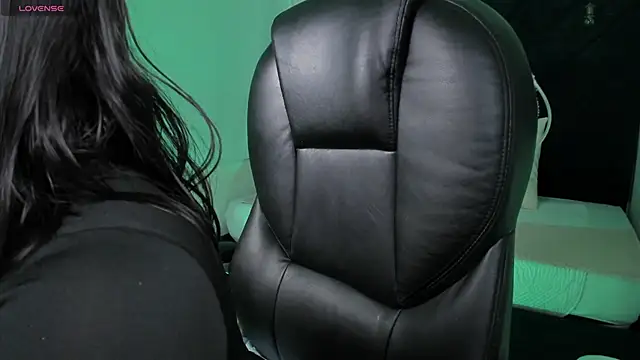 abby roux online show from October 31, 3:07 am