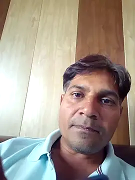 Snapshot of johnny8731 chatting on November 16, 7:47 am johnny8731 online show from November 16, 7:47 am