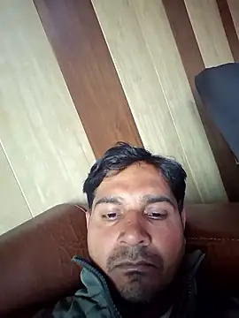 Snapshot of johnny8731 chatting on January 18, 9:02 am johnny8731 online show from January 18, 9:02 am